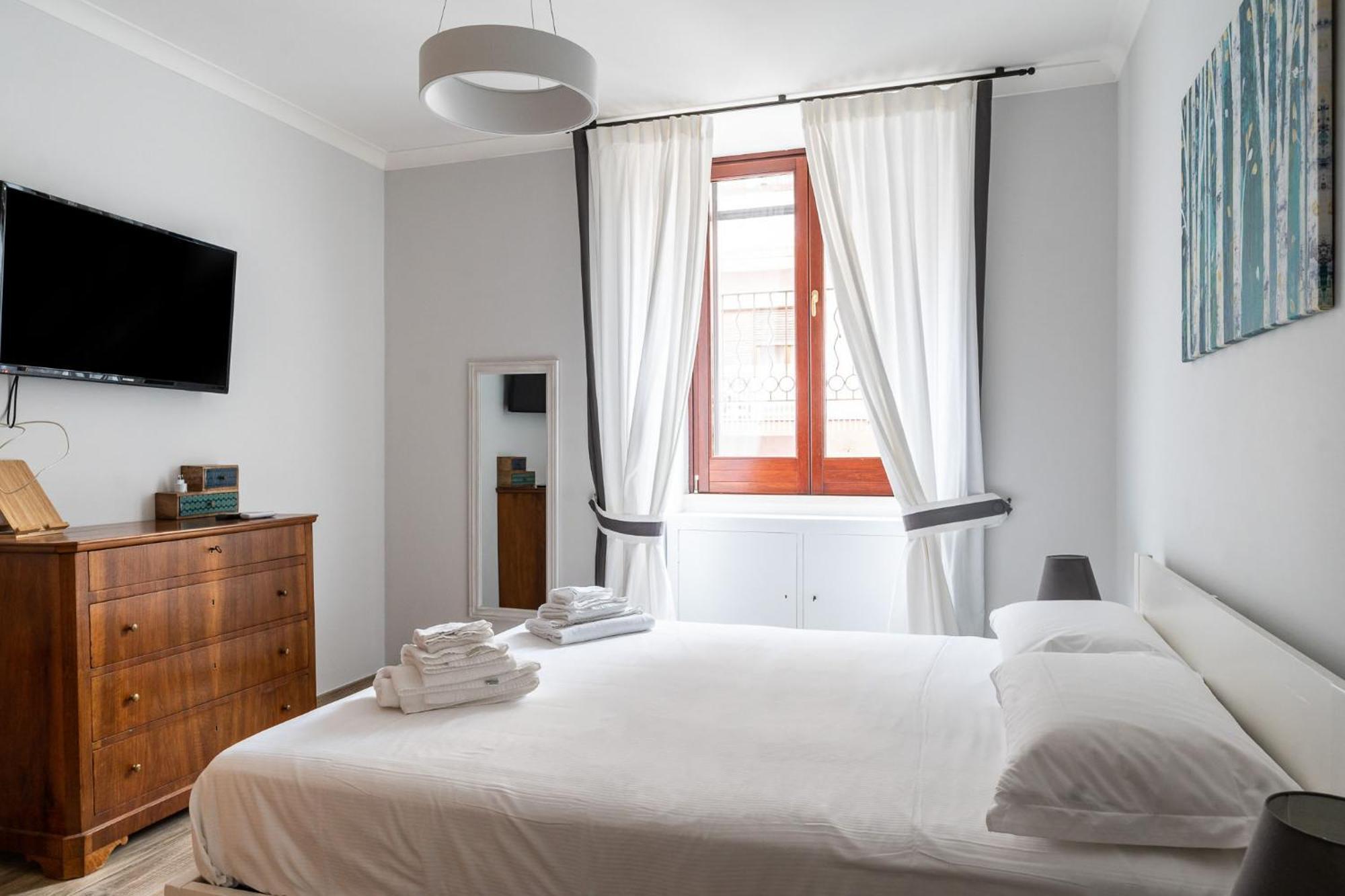 Adara apartment Bari Bagian luar foto